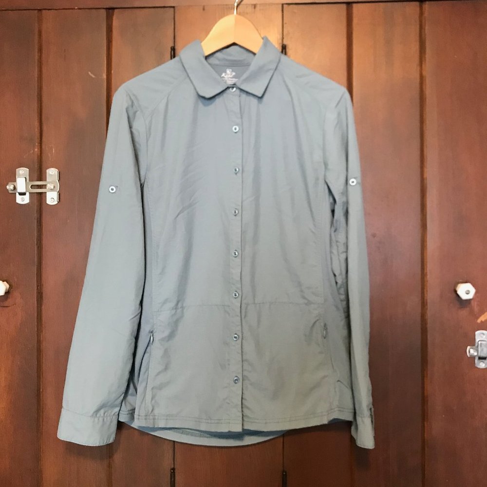 Kuhl light green shirt Long Sleeve As New